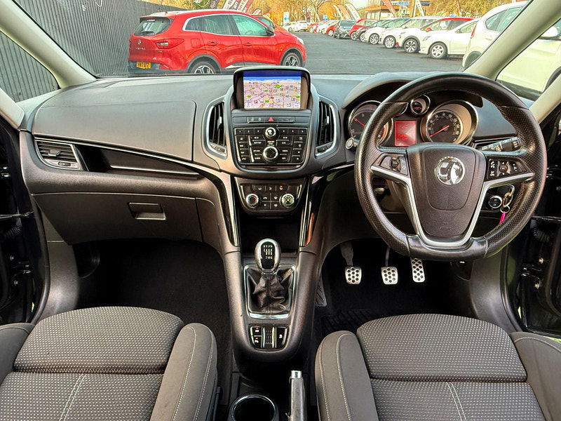 Vauxhall Zafira Tourer 1.6 CDTi ecoFLEX SRi MPV 5dr Diesel Manual Euro 6 (s/s) (136 ps) 5dr Manual 2025