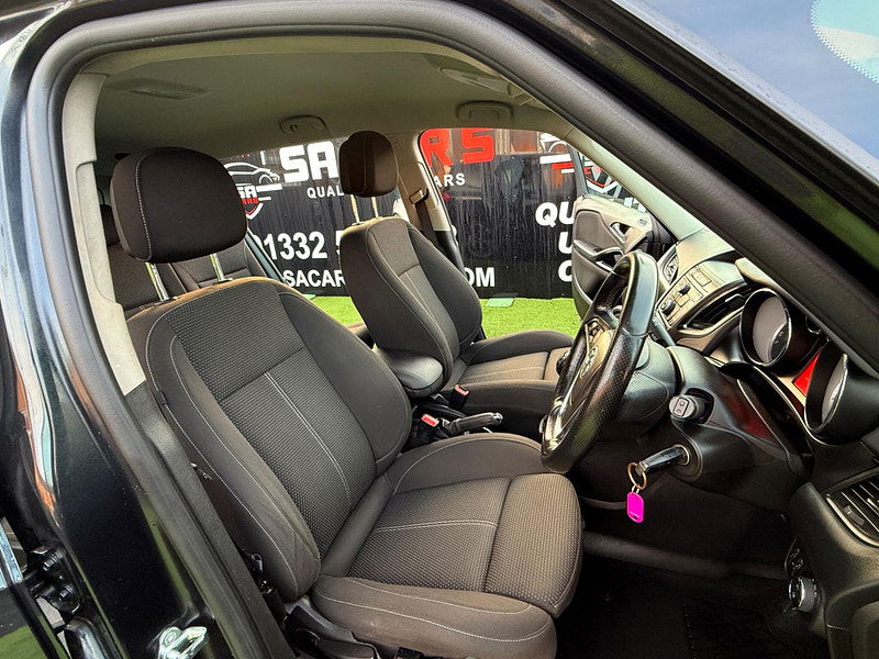 Vauxhall Zafira Tourer 1.6 CDTi ecoFLEX SRi MPV 5dr Diesel Manual Euro 6 (s/s) (136 ps) 5dr Manual 2025