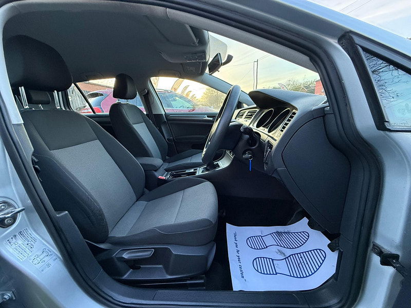 Volkswagen Golf 1.6 TDI BlueMotion Hatchback 5dr Diesel Manual Euro 5 (s/s) (110 ps) 5dr Manual 2025