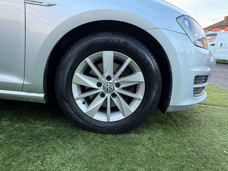 Volkswagen Golf 1.6 TDI BlueMotion Hatchback 5dr Diesel Manual Euro 5 (s/s) (110 ps) 5dr Manual 2025