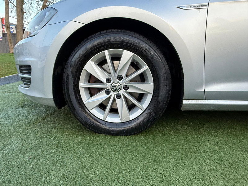 Volkswagen Golf 1.6 TDI BlueMotion Hatchback 5dr Diesel Manual Euro 5 (s/s) (110 ps) 5dr Manual 2025