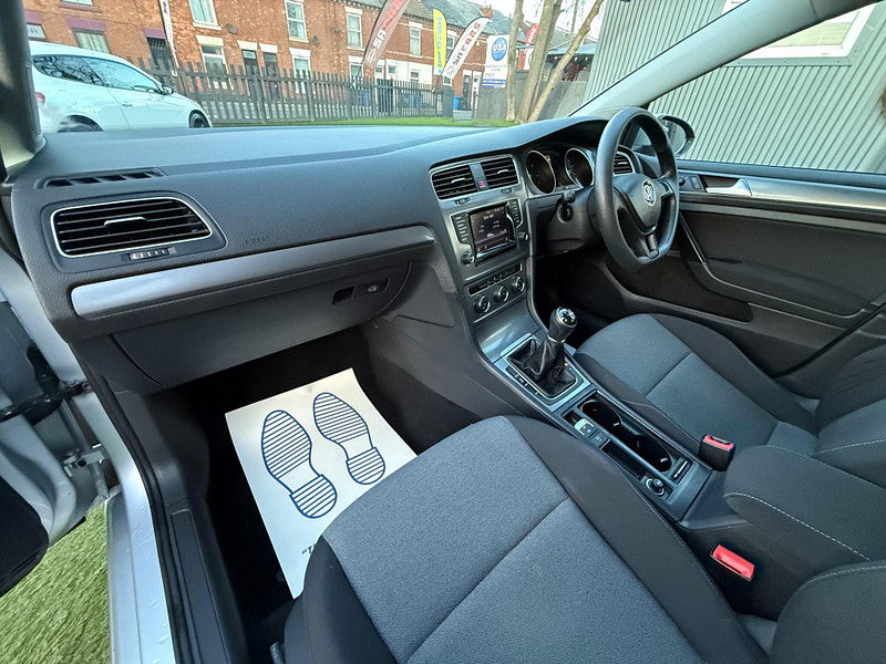 Volkswagen Golf 1.6 TDI BlueMotion Hatchback 5dr Diesel Manual Euro 5 (s/s) (110 ps) 5dr Manual 2025