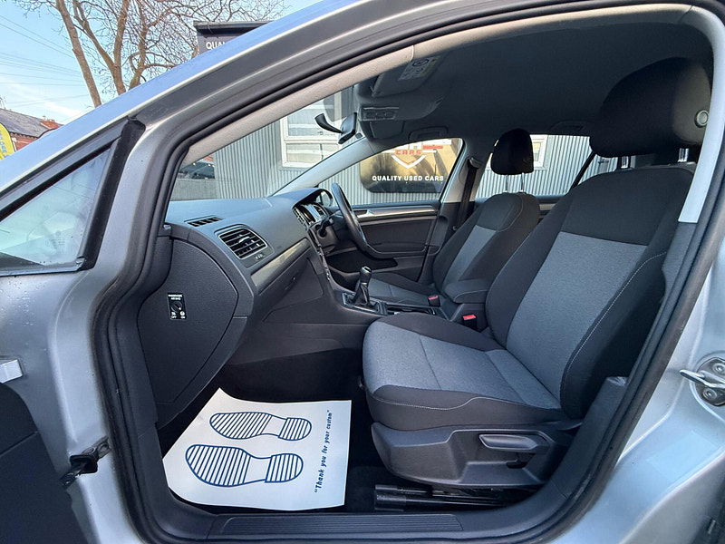 Volkswagen Golf 1.6 TDI BlueMotion Hatchback 5dr Diesel Manual Euro 5 (s/s) (110 ps) 5dr Manual 2025