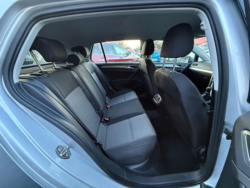 Volkswagen Golf 1.6 TDI BlueMotion Hatchback 5dr Diesel Manual Euro 5 (s/s) (110 ps) 5dr Manual 2025