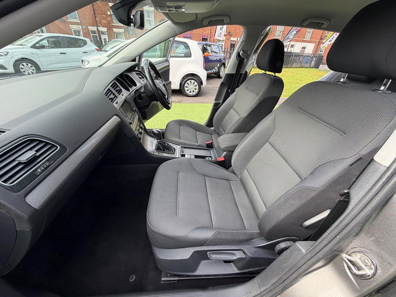 Volkswagen Golf 1.6 TDI BlueMotion Tech Match Edition Hatchback 5dr Diesel DSG Euro 6 (s/s) (110 ps) 5dr Automatic 2026