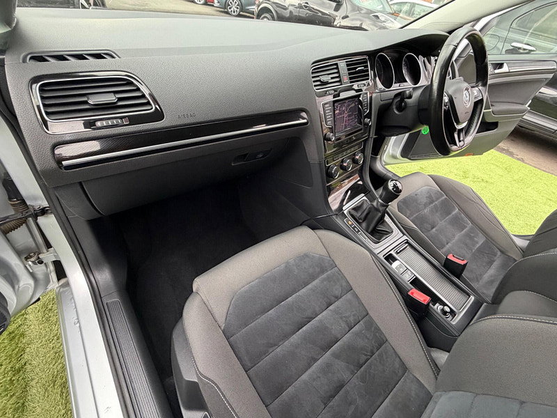 Volkswagen Golf 2.0 TDI BlueMotion Tech GT Hatchback 5dr Diesel Manual Euro 5 (s/s) (150 ps) 5dr Manual 2026