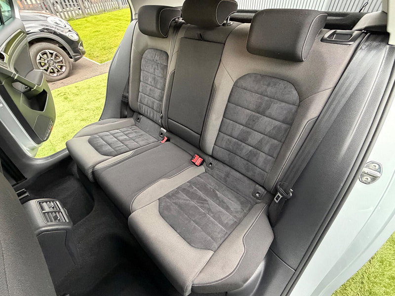 Volkswagen Golf 2.0 TDI BlueMotion Tech GT Hatchback 5dr Diesel Manual Euro 5 (s/s) (150 ps) 5dr Manual 2026