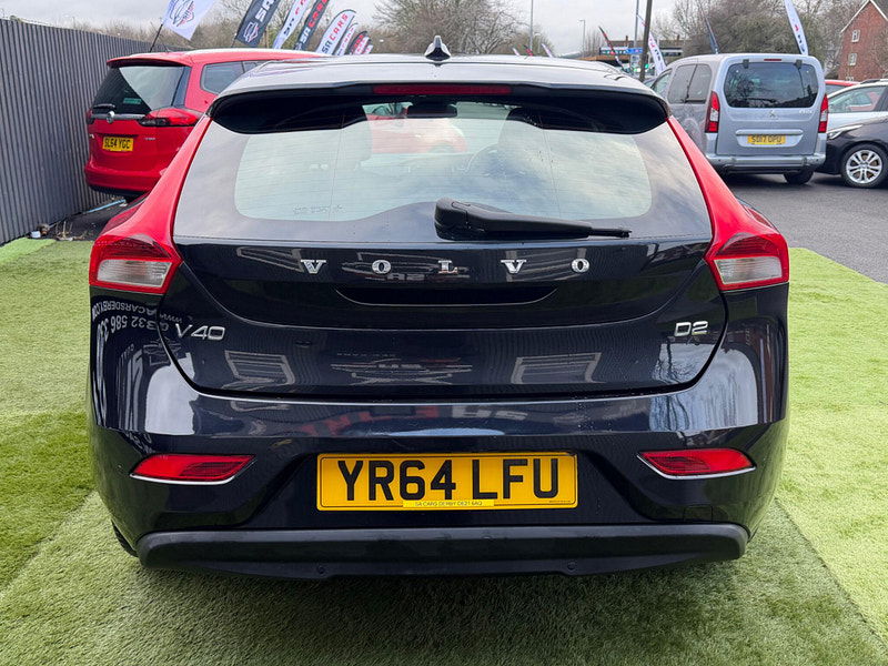 Volvo V40 1.6 D2 SE Lux Hatchback 5dr Diesel Manual Euro 5 (s/s) (115 ps) 5dr Manual 2026