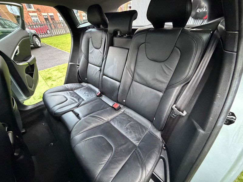 Volvo V40 2.0 D3 SE Lux Hatchback 5dr Diesel Manual Euro 5 (s/s) (150 ps) 5dr Manual 2026