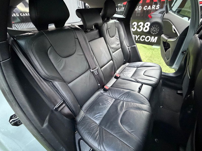 Volvo V40 2.0 D3 SE Lux Hatchback 5dr Diesel Manual Euro 5 (s/s) (150 ps) 5dr Manual 2026