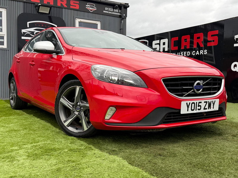 Volvo V40 2.0 T2 R-Design Hatchback 5dr Petrol Manual Euro 6 (s/s) (122 ps) 5dr Manual 2026