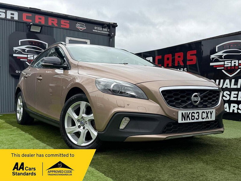 Volvo V40 Cross Country 1.6 D2 Lux Hatchback 5dr Diesel Powershift Euro 5 (s/s) (115 ps) 5dr Automatic 2026