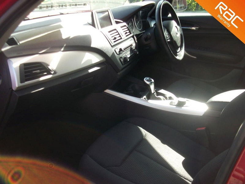 BMW 1 Series 2.0L 118D SE Hatchback 5dr Diesel Manual Euro 5 (141 bhp) 5dr Manual 2025