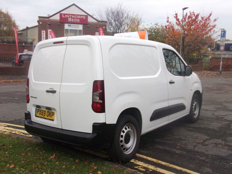 Citroen Berlingo 1.5 BlueHDi 650 Enterprise M Panel Van 5dr Diesel Manual SWB Euro 6 (s/s) (75 ps) 5dr Manual 2026