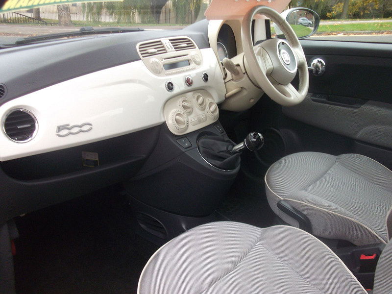 Fiat 500 1.4L Lounge RHD Hatchback 3dr Petrol Manual Euro 4 (99 bhp) 3dr Manual 2025