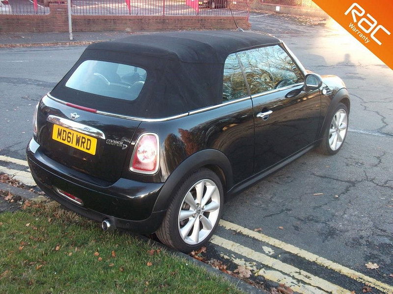 MINI Convertible 1.6L Cooper D Convertible 2dr Diesel Manual Euro 5 (112 bhp) 2dr Manual 2025