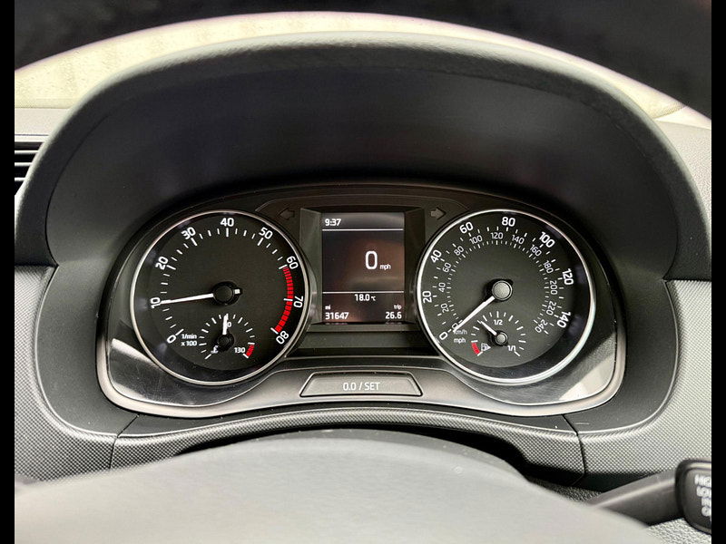 Skoda Fabia 1.0 TSI Colour Edition Euro 6 (s/s) 5dr 5dr Manual 2025