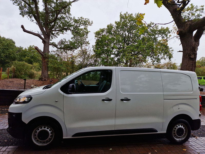 Citroen Dispatch 2.0L 1400 Enterprise Blue HDi S/S Diesel Manual Euro 6 (121 bhp) 0dr Manual 2026