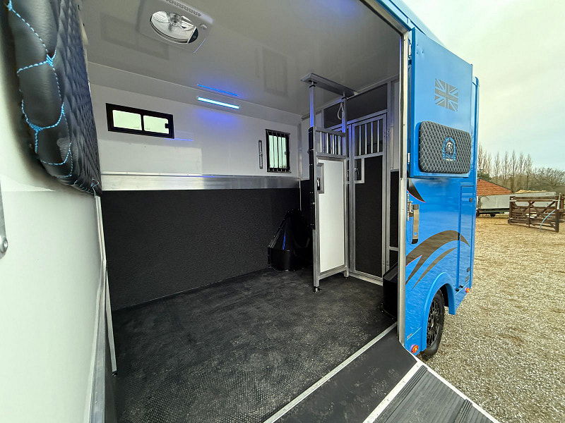 Citroen Relay 2.2L 35 L3H2 Enterprise Blue HDi S/S Diesel Manual Euro 6 (138 bhp) 2dr Manual 2026