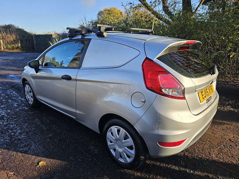 Ford Fiesta Van 1.5 TDCi Panel Van 3dr Diesel Manual (98 g/km, 74 bhp) 3dr Manual 2026