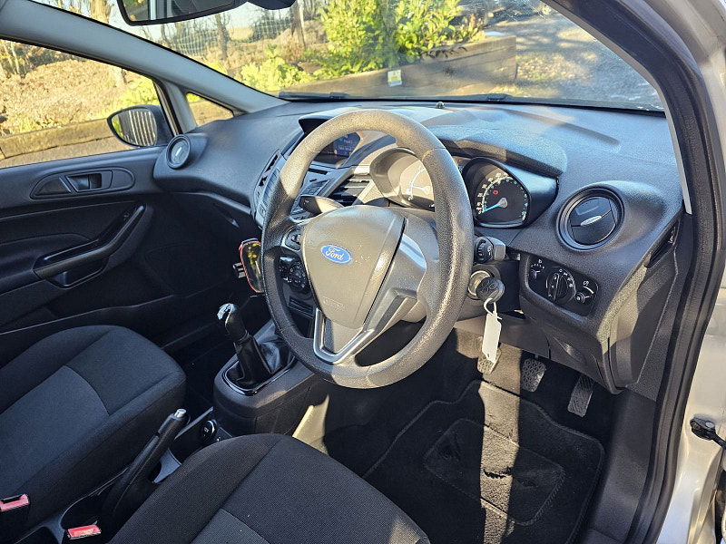 Ford Fiesta Van 1.5 TDCi Panel Van 3dr Diesel Manual (98 g/km, 74 bhp) 3dr Manual 2026