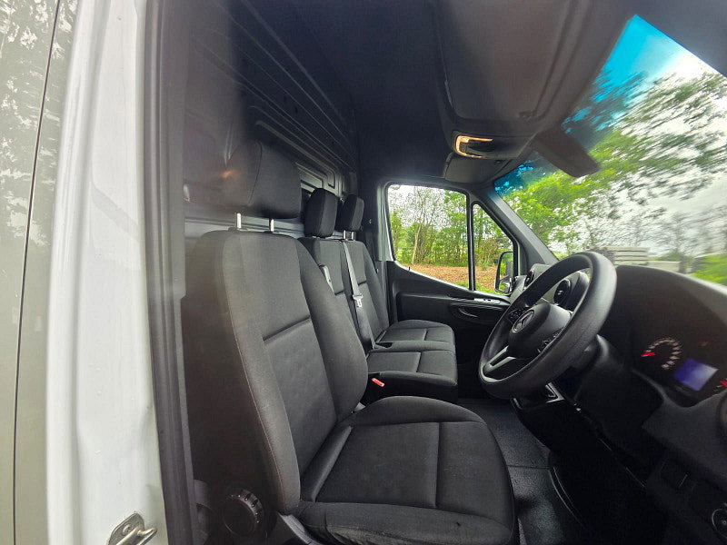 Mercedes-Benz Sprinter 2.0 315 CDI Progressive Panel Van 5dr Diesel Manual RWD L3 H2 Euro 6 (s/s) (150 ps) 5dr Manual 2026