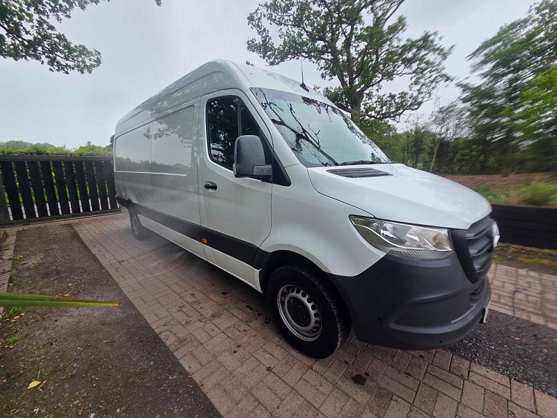 Mercedes-Benz Sprinter 2.0 315 CDI Progressive Panel Van 5dr Diesel Manual RWD L3 H2 Euro 6 (s/s) (150 ps) 5dr Manual 2026