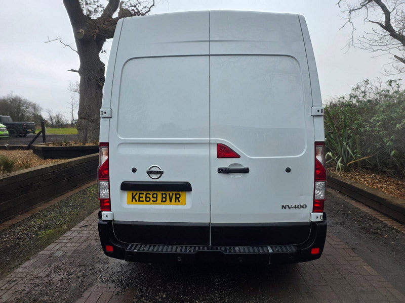 Nissan NV400 2.3 dCi 35 Acenta Panel Van 5dr Diesel Manual FWD L2 H2 Euro 6 (135 ps) 5dr Manual 2026