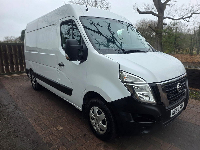 Nissan NV400 2.3 dCi 35 Acenta Panel Van 5dr Diesel Manual FWD L2 H2 Euro 6 (135 ps) 5dr Manual 2026