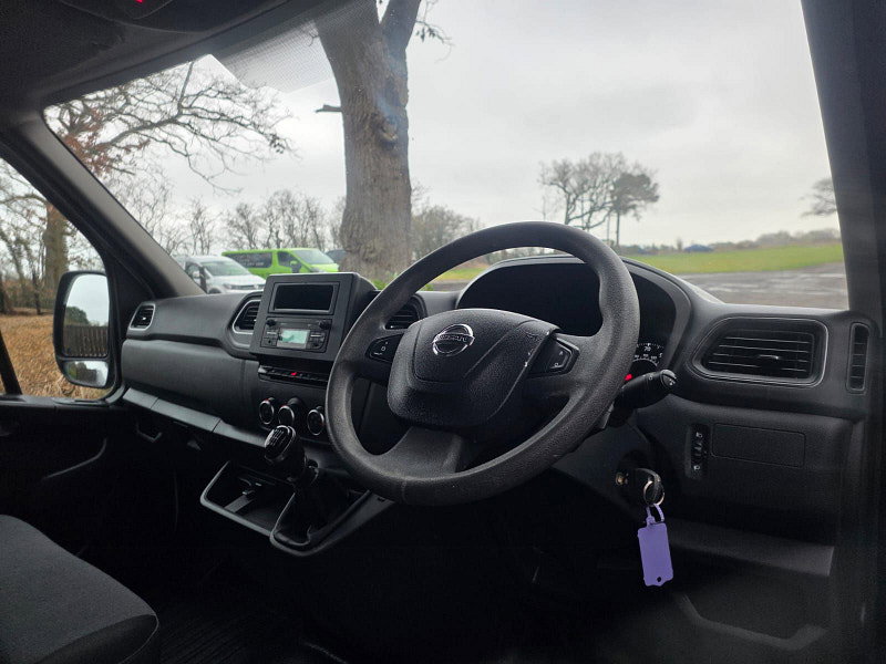 Nissan NV400 2.3 dCi 35 Acenta Panel Van 5dr Diesel Manual FWD L2 H2 Euro 6 (135 ps) 5dr Manual 2026