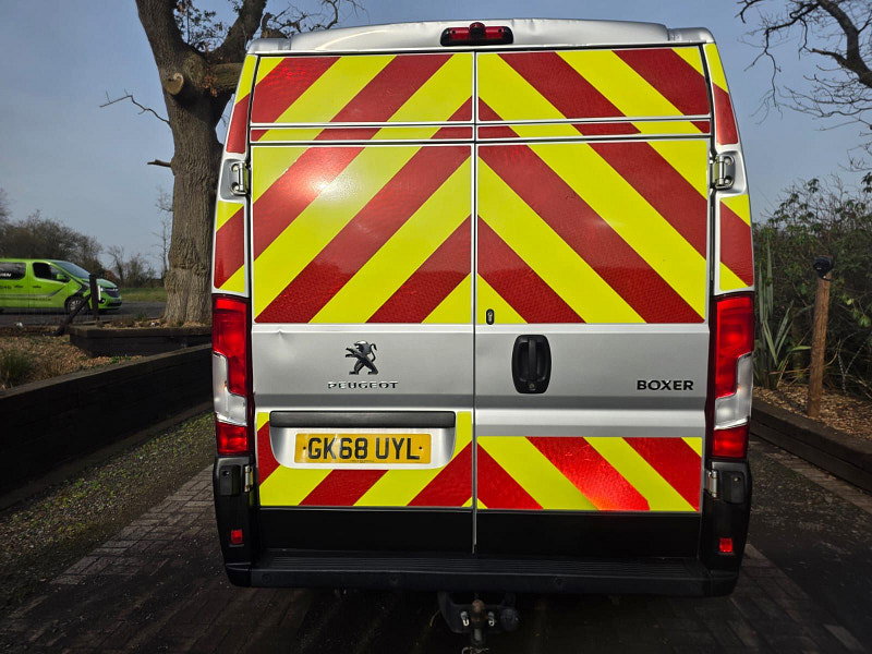 Peugeot Boxer 2.0 BlueHDi 335 Professional Panel Van 5dr Diesel Manual L3 H2 Euro 6 (130 ps) 5dr Manual 2026