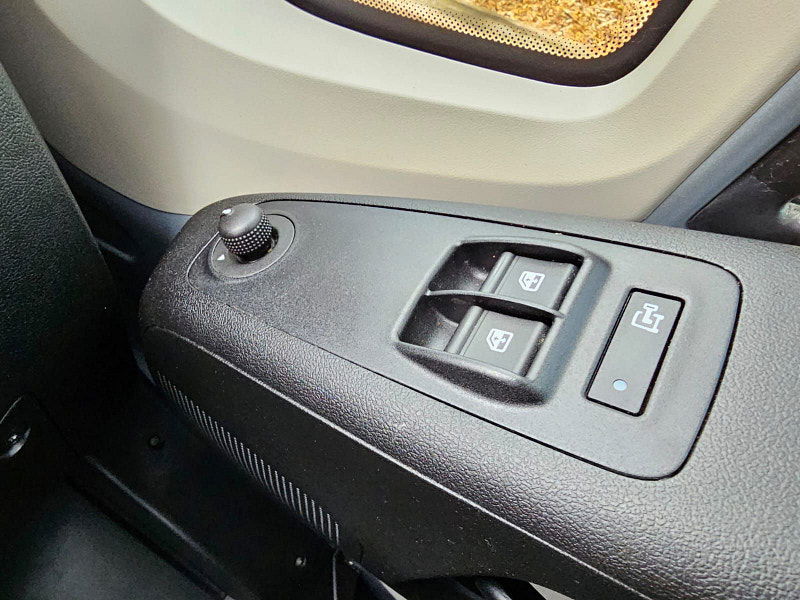 Peugeot Boxer 2.0 BlueHDi 335 Professional Panel Van 5dr Diesel Manual L3 H2 Euro 6 (130 ps) 5dr Manual 2026