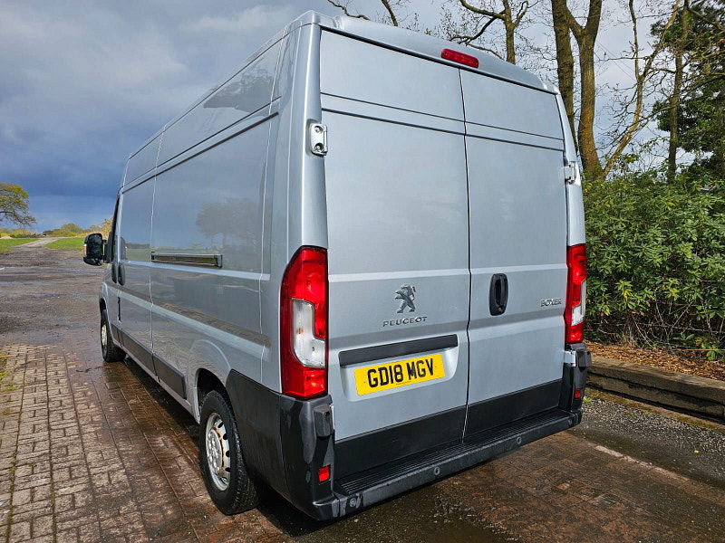 Peugeot Boxer 2.0 BlueHDi 335 Professional Panel Van 5dr Diesel Manual L3 H2 Euro 6 (130 ps) 5dr Manual 2026