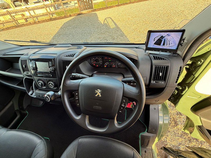 Peugeot Boxer 2.2L 335 Professional L3H2 Blue HDi  Diesel Manual Euro 6 (138 bhp) 0dr Manual 2026