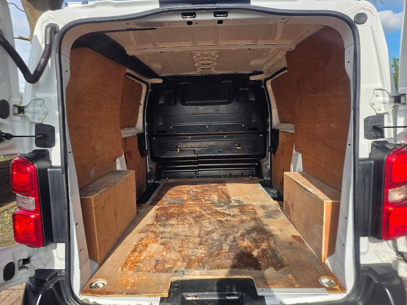 Peugeot Expert 1.6 BlueHDi 1000 Professional Standard Panel Van 6dr Diesel Manual MWB Euro 6 (95 ps) 6dr Manual 2026