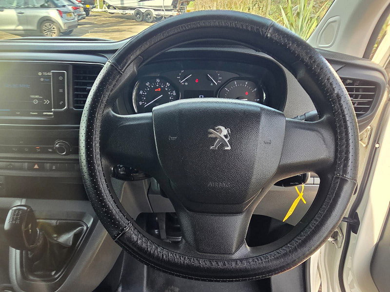 Peugeot Expert 1.6 BlueHDi 1000 Professional Standard Panel Van 6dr Diesel Manual MWB Euro 6 (95 ps) 6dr Manual 2026