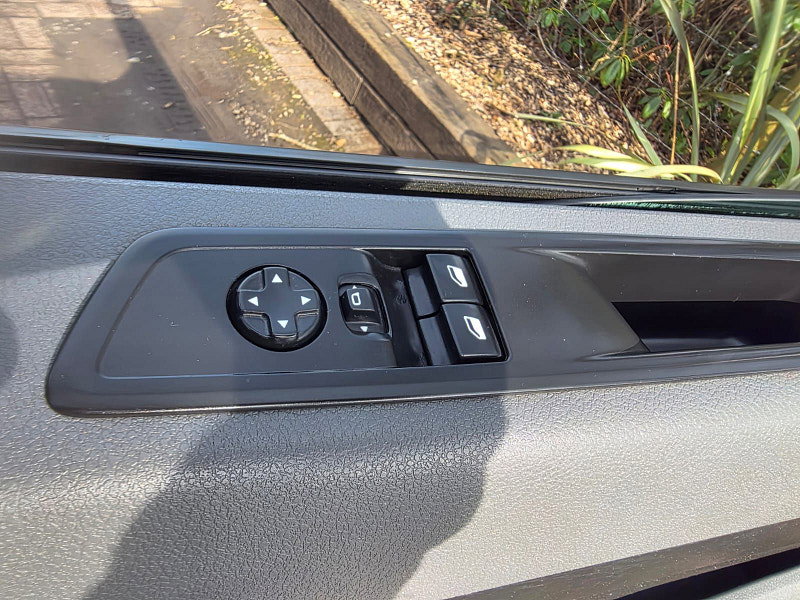 Peugeot Expert 1.6 BlueHDi 1000 Professional Standard Panel Van 6dr Diesel Manual MWB Euro 6 (95 ps) 6dr Manual 2026