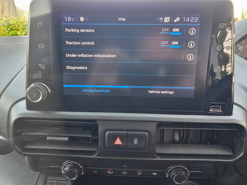 Peugeot Partner 1.5 BlueHDi 1000 Professional Premium Standard Panel Van 5dr Diesel Manual SWB Euro 6 (100 bhp) 5dr Manual 2026