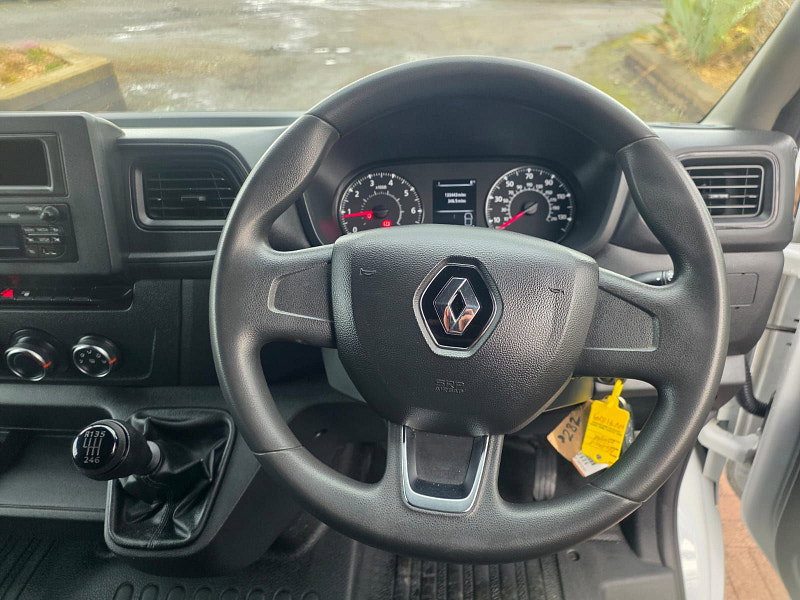Renault Master 2.3 dCi ENERGY 35 Business Panel Van 4dr Diesel Manual FWD LWB High Roof Euro 6 (s/s) (150 bhp) 2dr Manual 2026