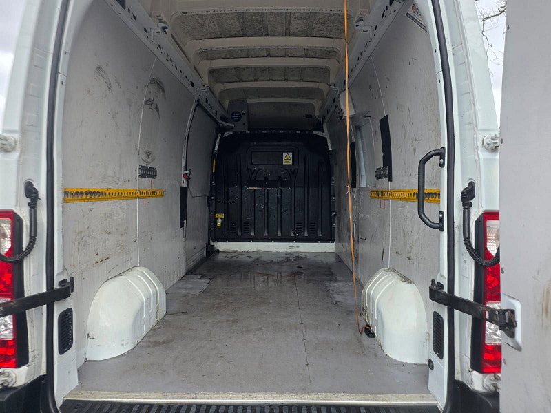 Renault Master 2.3 dCi ENERGY 35 Business Panel Van 4dr Diesel Manual FWD LWB High Roof Euro 6 (s/s) (150 bhp) 2dr Manual 2026