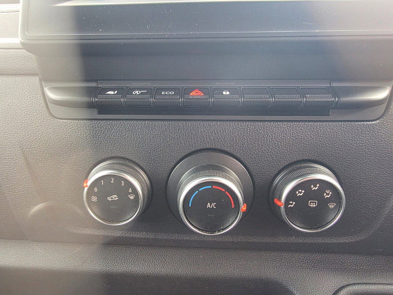 Renault Master Curtainside 0dr Manual 2026