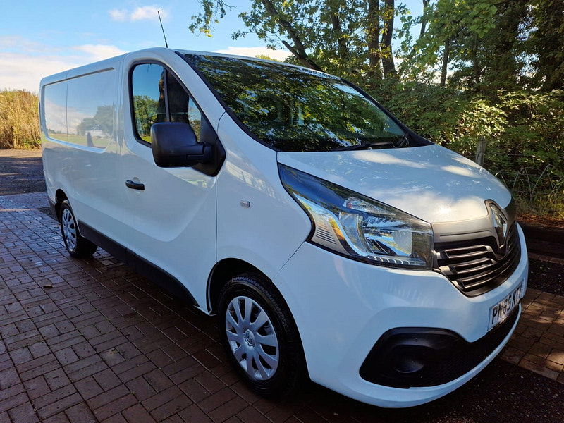 Renault Trafic 1.6 dCi 27 Business+ Panel Van 5dr Diesel Manual SWB Standard Roof Euro 5 (115 ps) 4dr Manual 2026