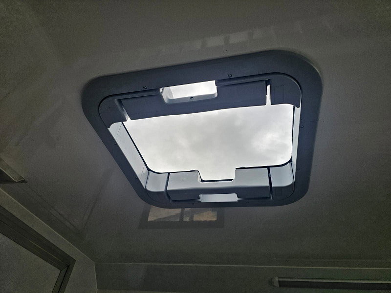 RENAULT TRUCKS MASTER 2.3 Diesel Manual 3.5T Equus Horse Truck 0dr Manual 2026