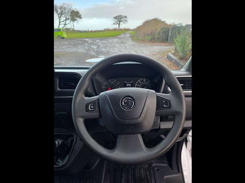 Vauxhall Movano 2.3 CDTi 3500 BiTurbo Edition Panel Van 5dr Diesel Manual FWD L3 H2 Euro 6 (135 ps) 5dr Manual 2026