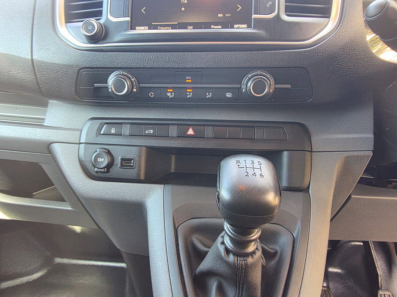 Vauxhall Vivaro 1.5 Turbo D 2700 Sportive Panel Van 5dr Diesel Manual L1 H1 Euro 6 (s/s) (120 ps) 5dr Manual 2026