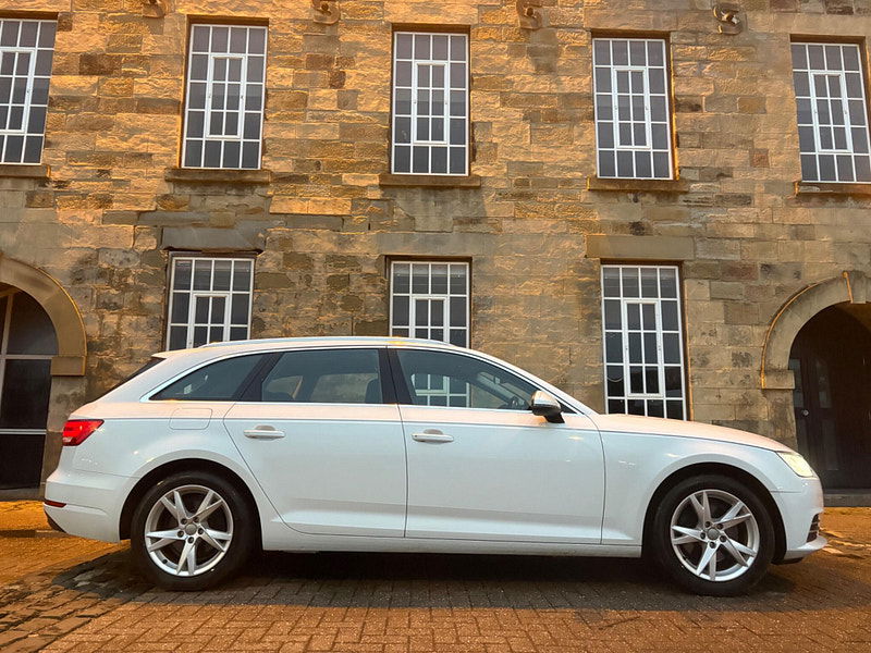 Audi A4 Avant 1.4 TFSI Sport Euro 6 (s/s) 5dr 5dr Manual 2026