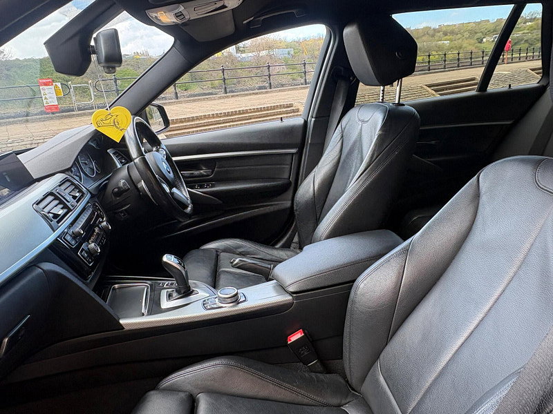 BMW 3 Series 2.0 320d M Sport Shadow Edition Touring Auto xDrive Euro 6 (s/s) 5dr 5dr Automatic 2026