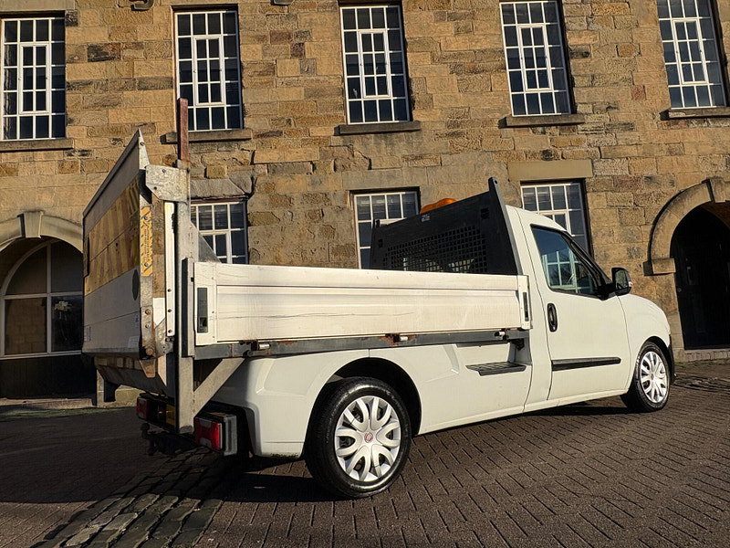 Fiat Doblo 1.3 MultiJetII 16v L2 Dropside 2dr Diesel Manual (140 g/km, 90 bhp) 4dr Manual 2026
