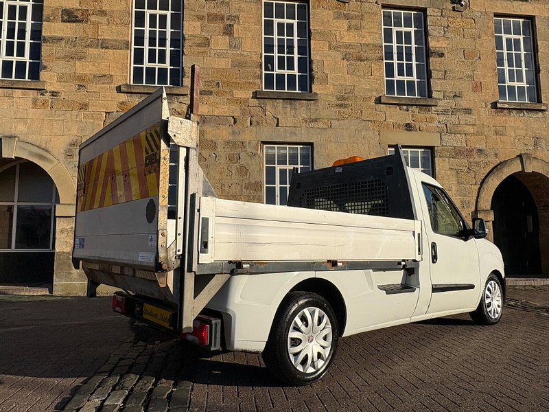 Fiat Doblo 1.3 MultiJetII 16v L2 Dropside 2dr Diesel Manual (140 g/km, 90 bhp) 4dr Manual 2026