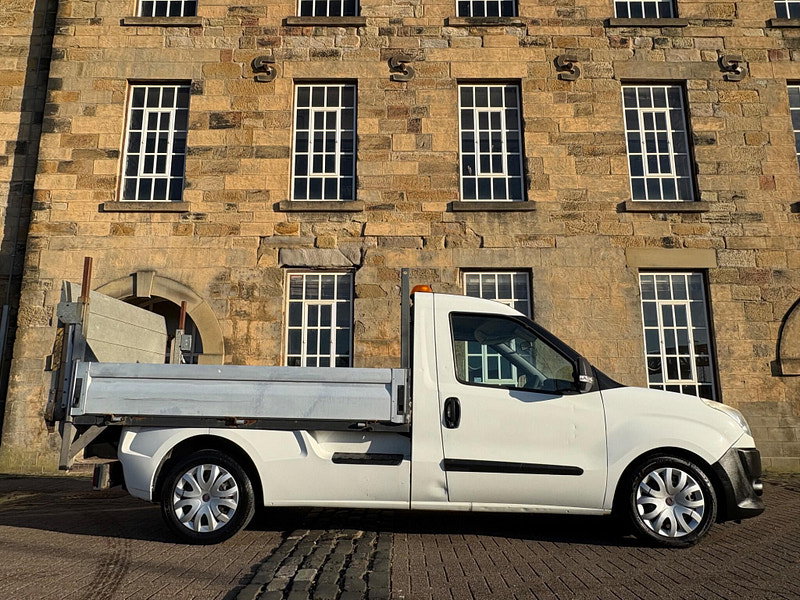 Fiat Doblo 1.3 MultiJetII 16v L2 Dropside 2dr Diesel Manual (140 g/km, 90 bhp) 4dr Manual 2026